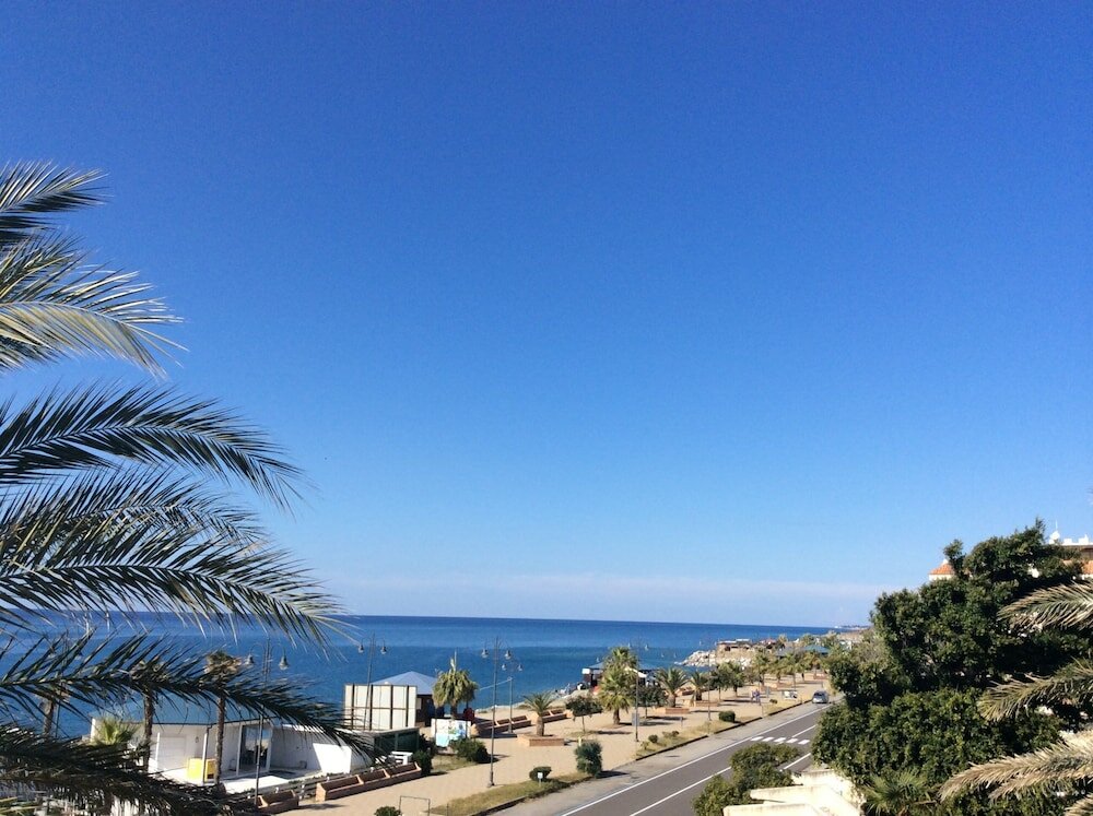 Фото Hotel Cridda