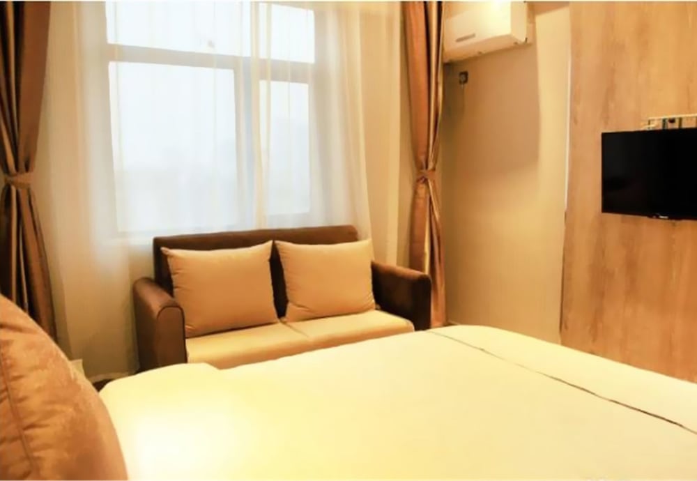 Фото Leisure Hotel