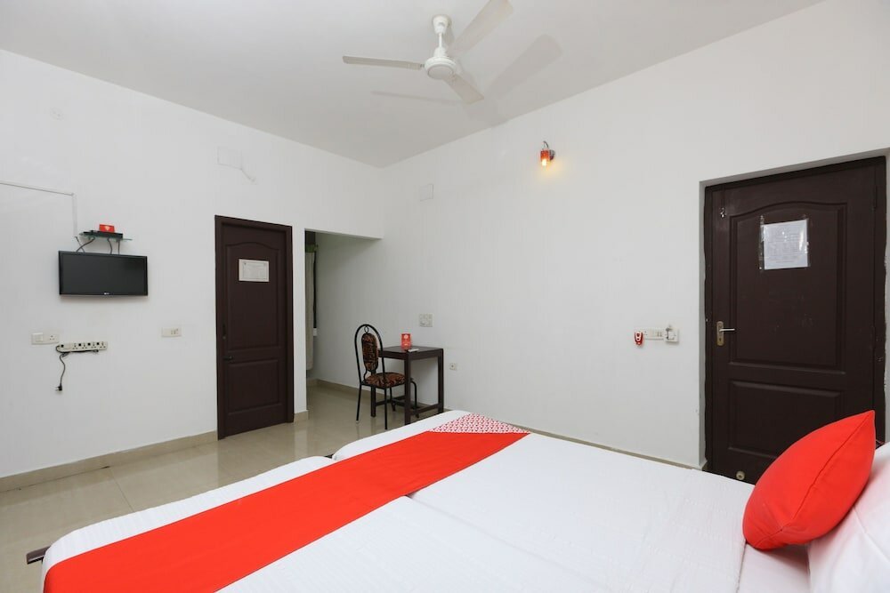 Фото Oyo 20004 SilverKey Kodambakkam