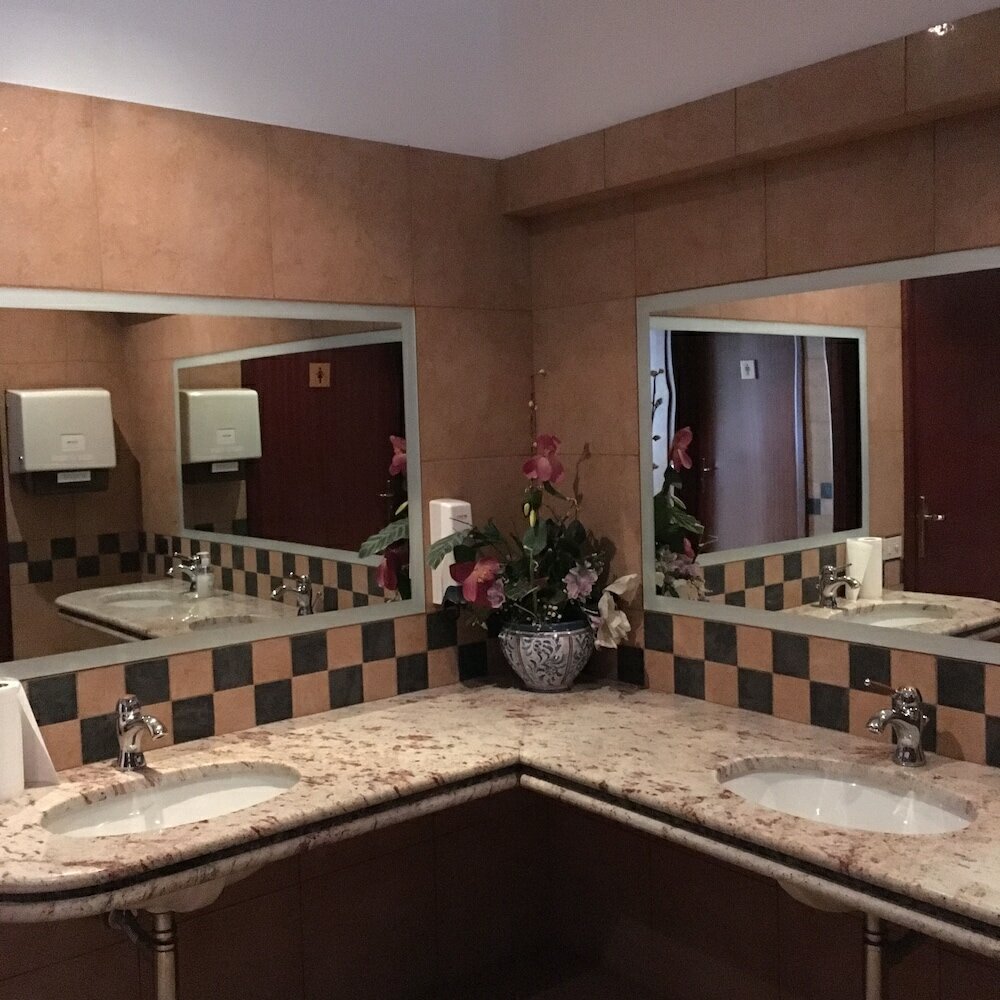 Фото La Cittadella Dell'Oasi Hotel