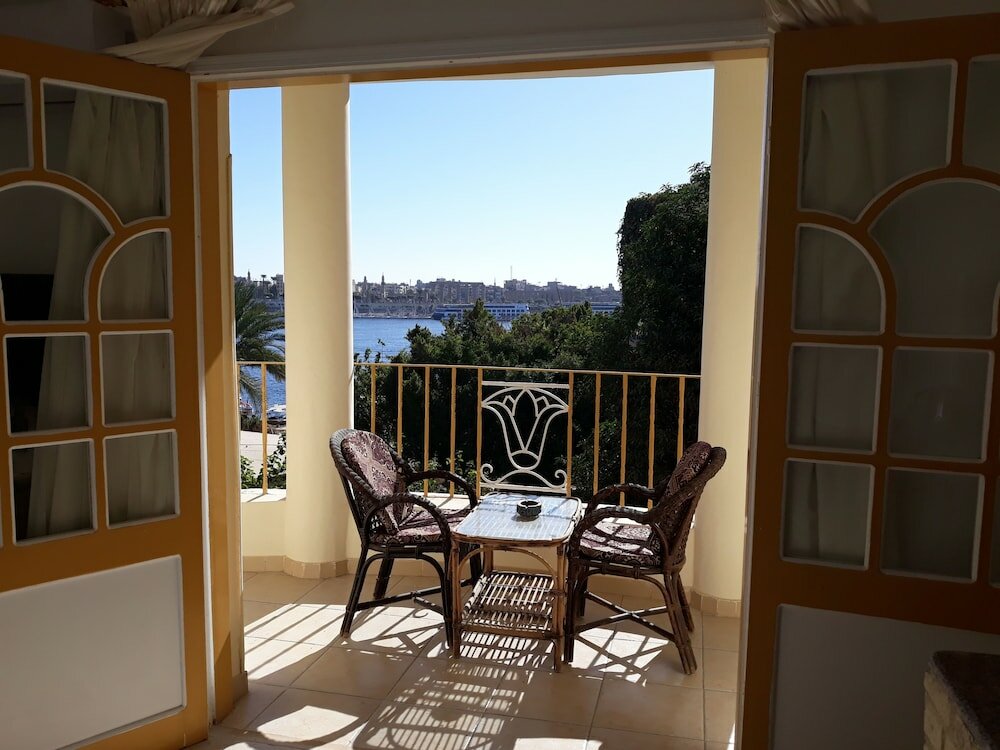 Фото Spring Hotel Luxor