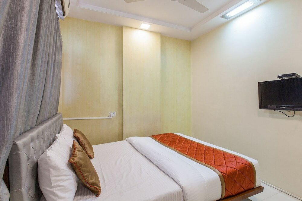 Фото Hotel Kc Palace