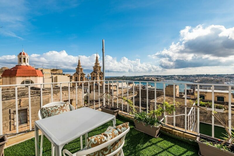 Гостиница Valletta Luxury Palazzo в Валлетте