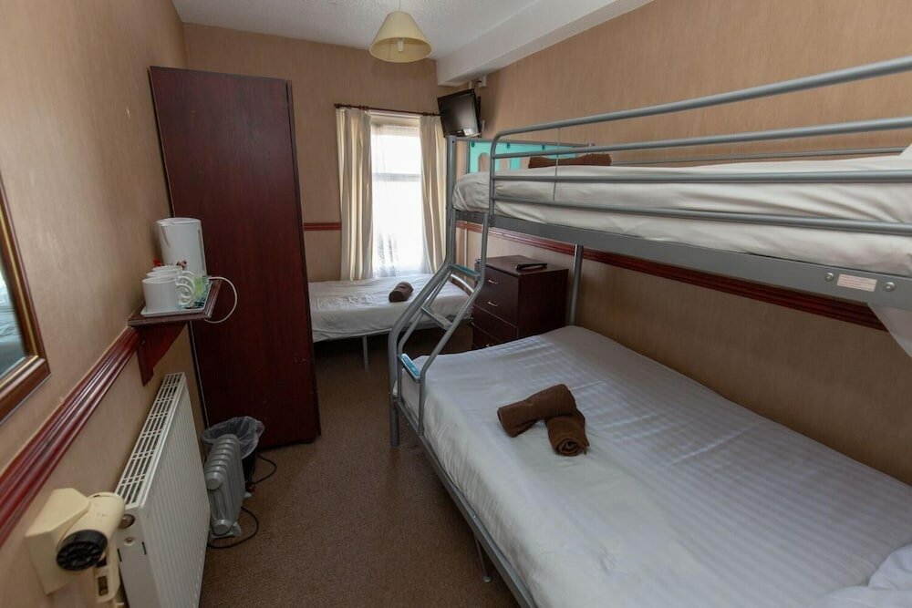 Фото The Riviera Hotel