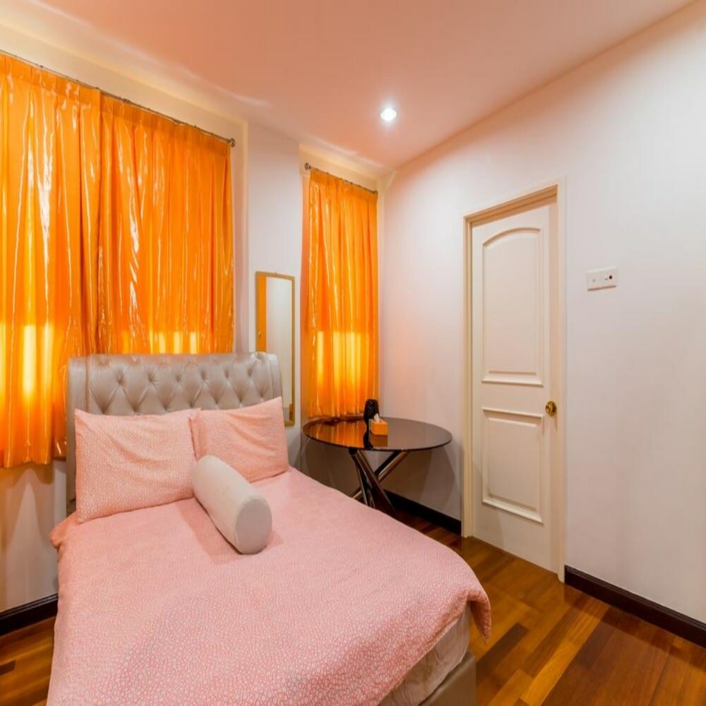 Фото Royal Luxury Bukit Ceylon