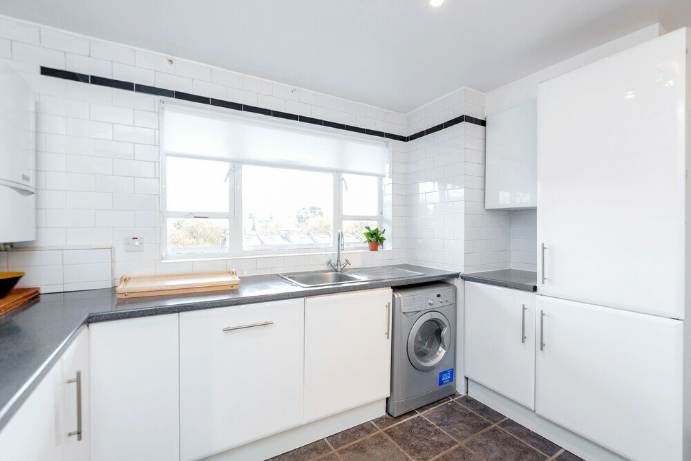 Фото Holland Park Heights by BaseToGo