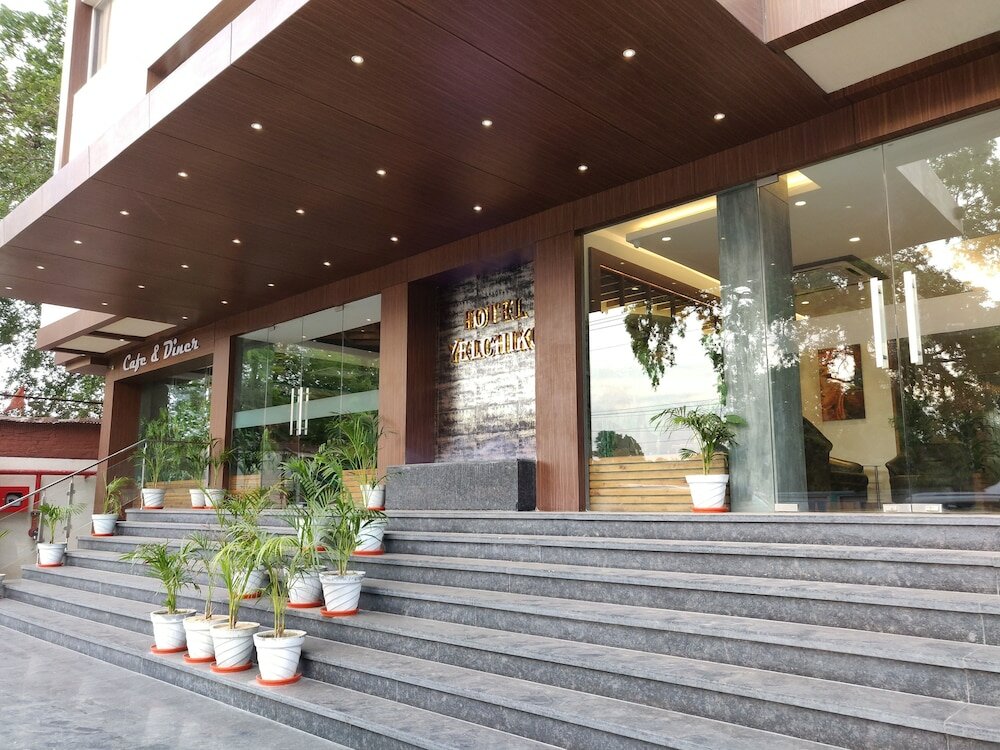 Фото Hotel Yelchiko