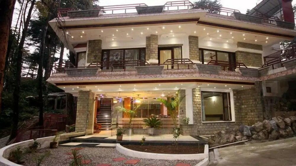 Фото отеля 1