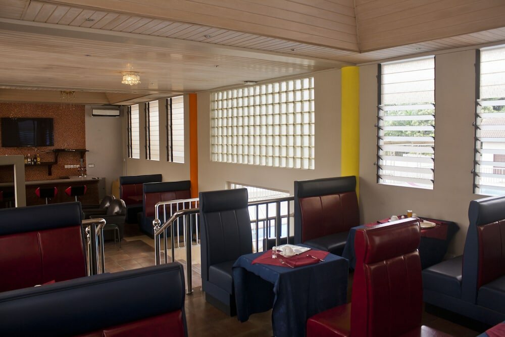 Фото The Congress Hotel