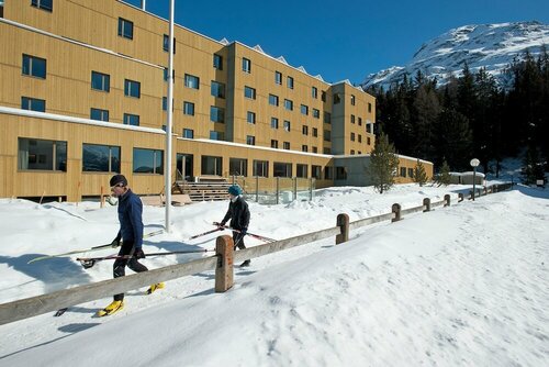 Хостел Youth Hostel St. Moritz