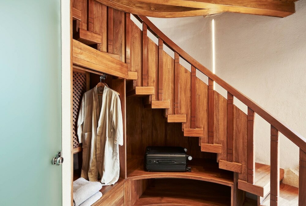 Фото Bellevue On The Beach Suites