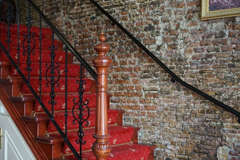 Фото De Bronzen Koets