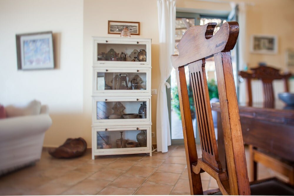 Фото Absolute Villa by Stylish Stays