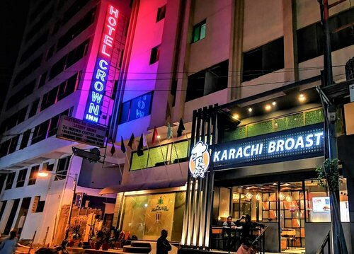 Отель Crown Inn в Карачи