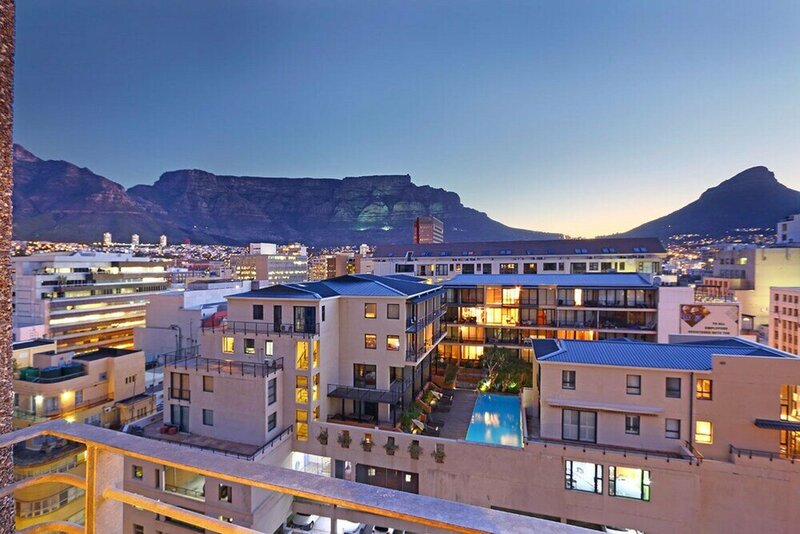 Гостиница Cape eazi stayz's Cartwright Apartments в Кейптауне