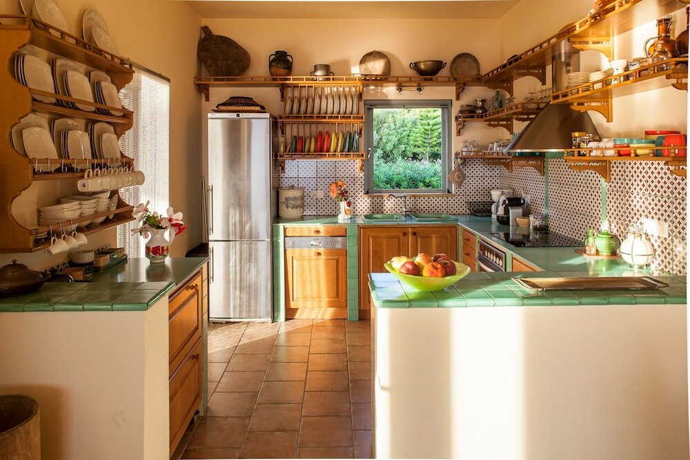 Фото Absolute Villa by Stylish Stays