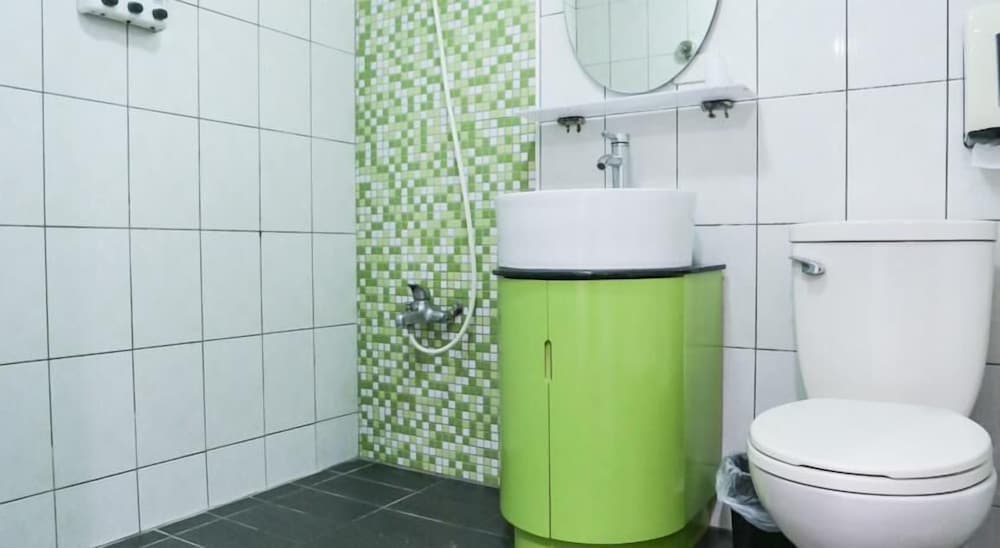 Фото Bin City Hotel