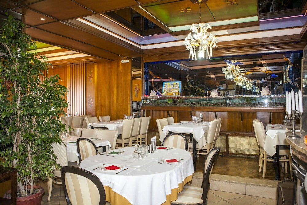 Фото Hotel Zografos