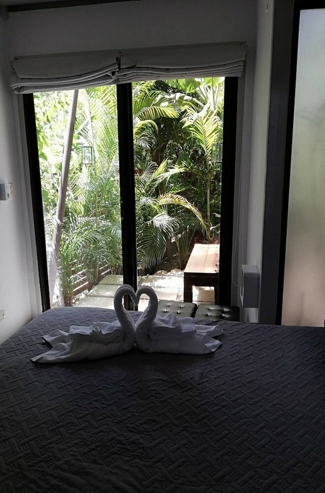 Фото Green Sanctuary Hotel