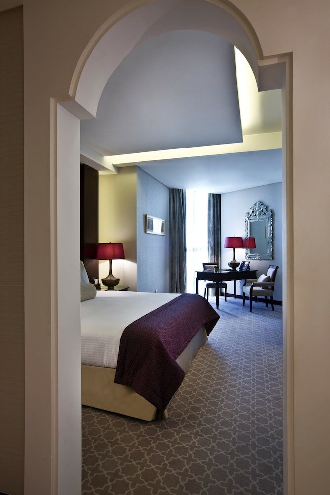 Фото Bab Al Qasr Hotel