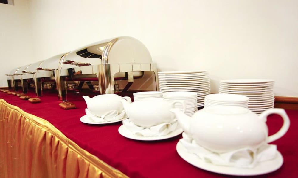 Фото The Home Hotel