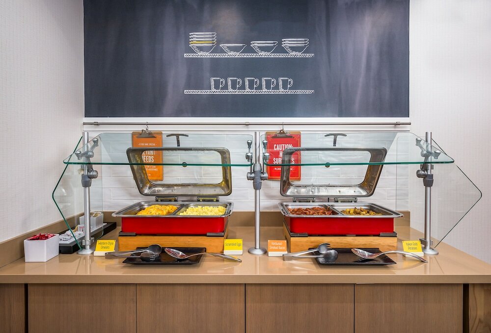 Фото Hampton Inn Chicago North-Loyola Station