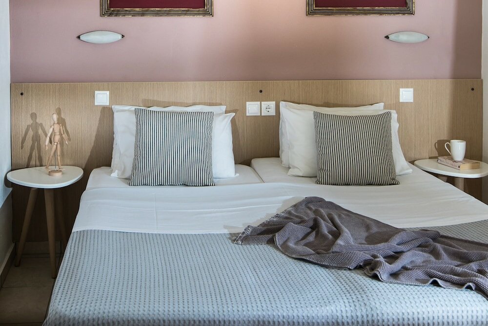 Фото Sarpidon Apartments