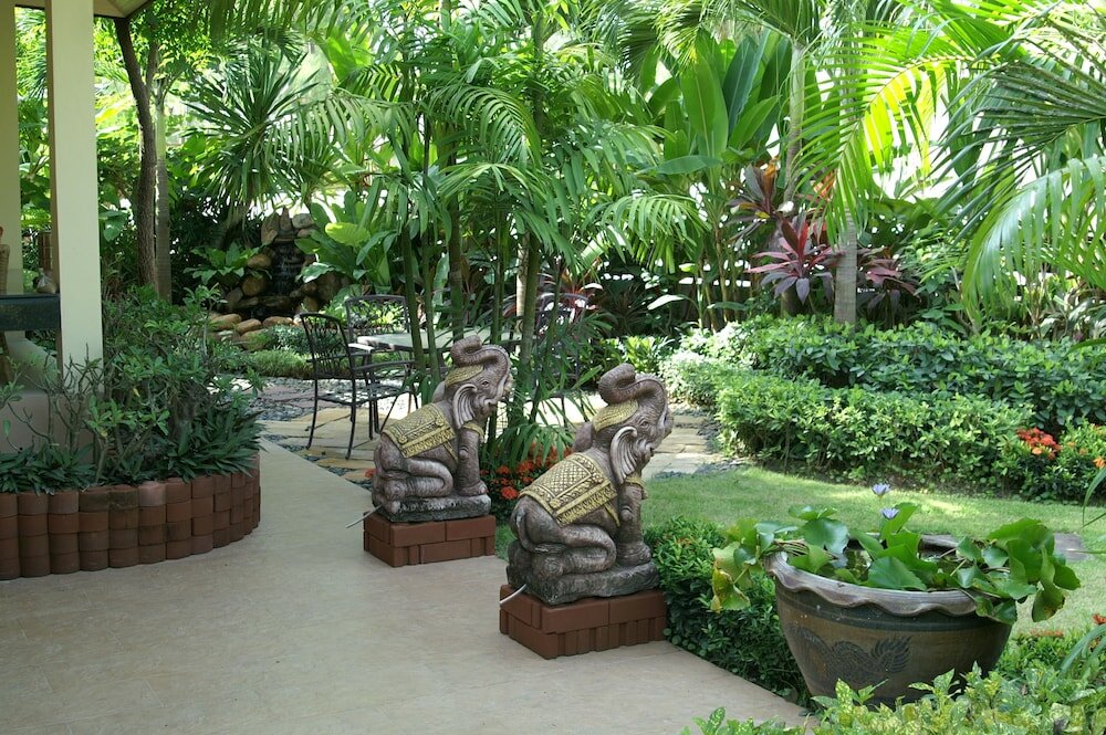 Фото Natien Beach Villa