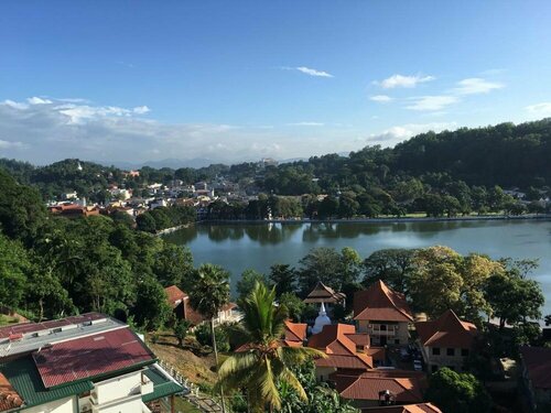 Гостиница Kandy Supreme Hotel в Канди