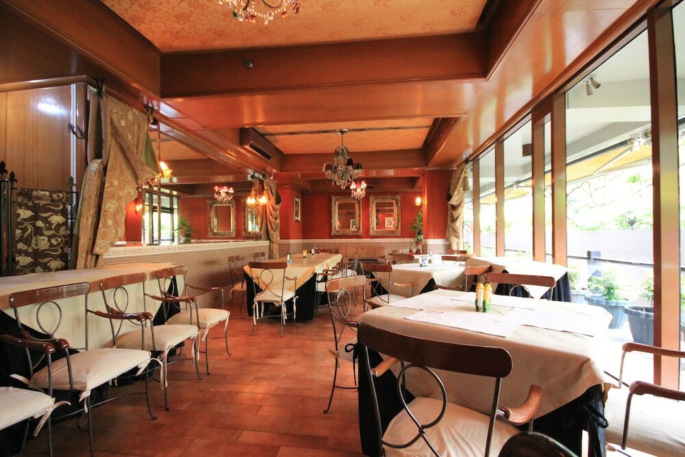 Фото Corporate Executive Orient Suites