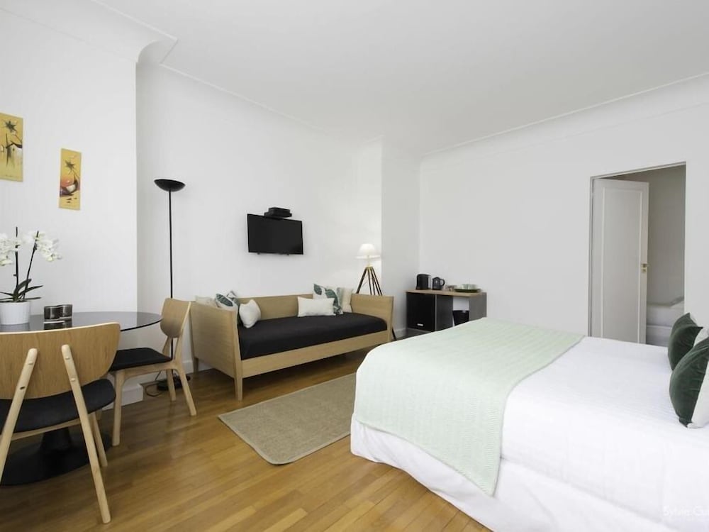 Фото Villa Verde La Rochelle