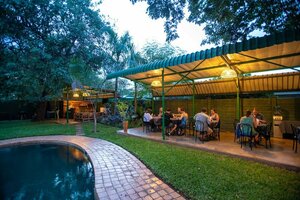 Гостиница Livingstone Lodge