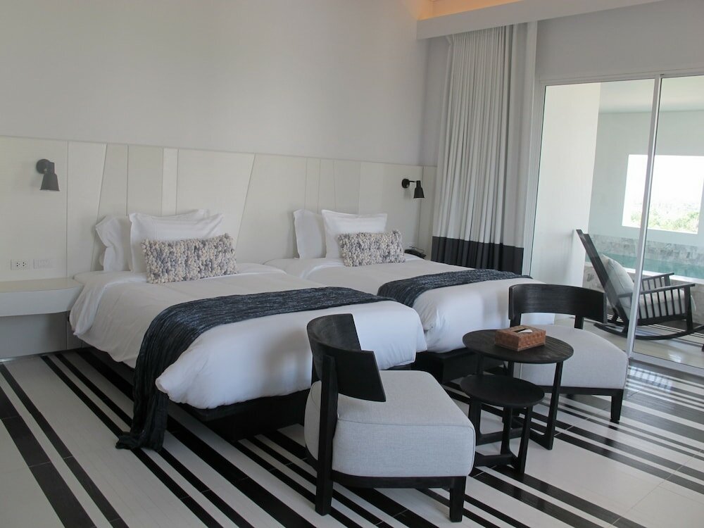 Фото Veranda Pool Suite