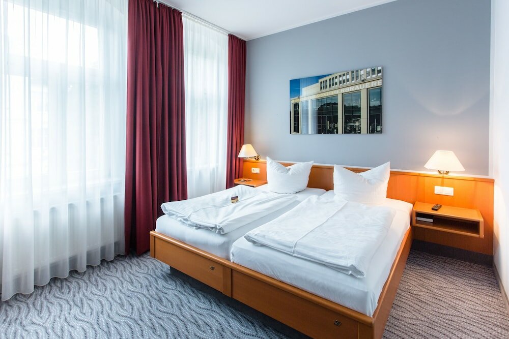 Фото отеля 4