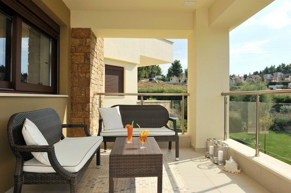 Фото Sani Polyastron Hotel & SPA