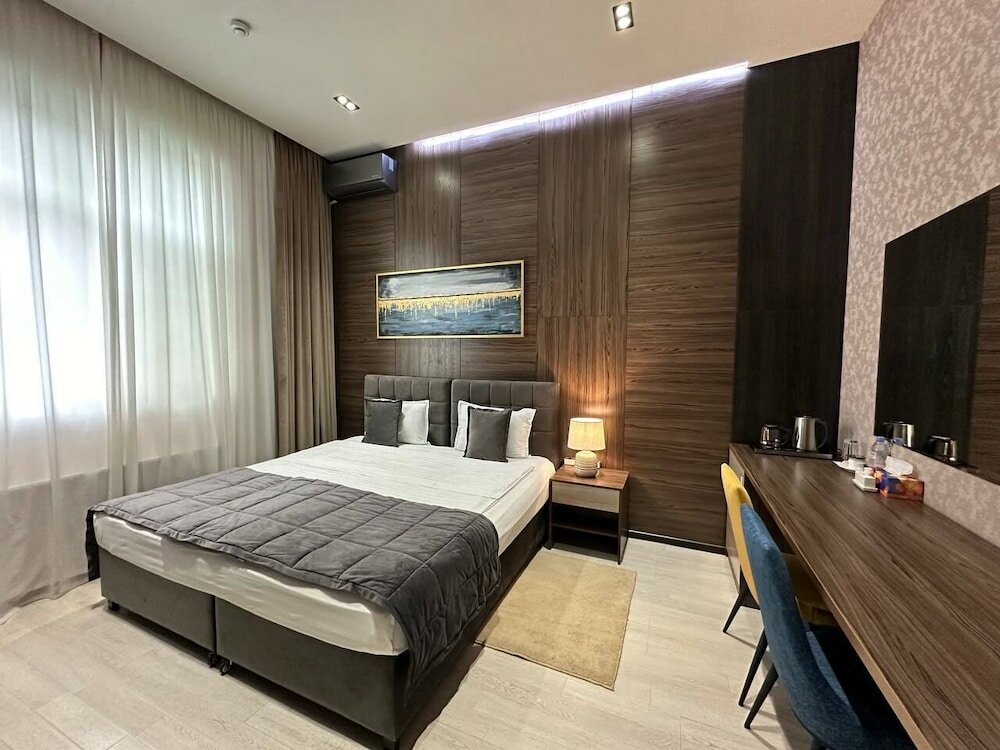 Фото Home Boutique Hotel