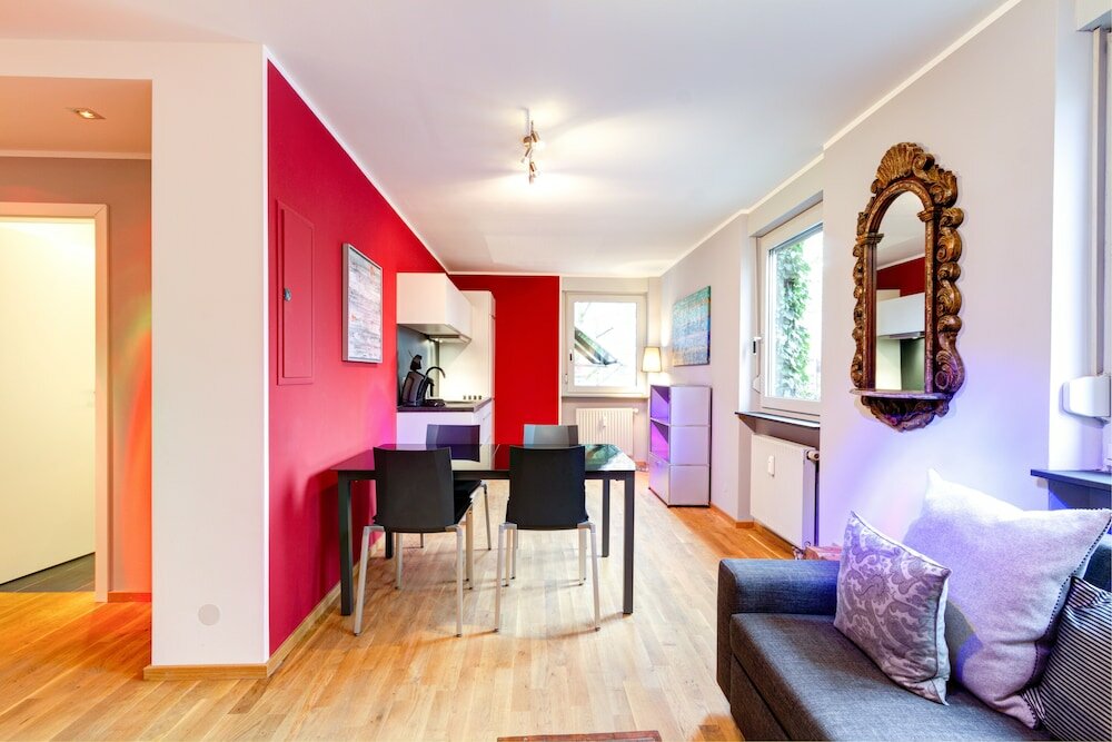 Фото Qube Hotel Bergheim