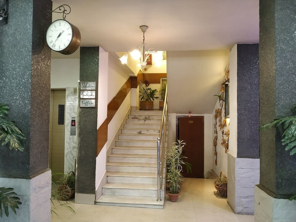 Фото Hotel Centre Point Tezpur