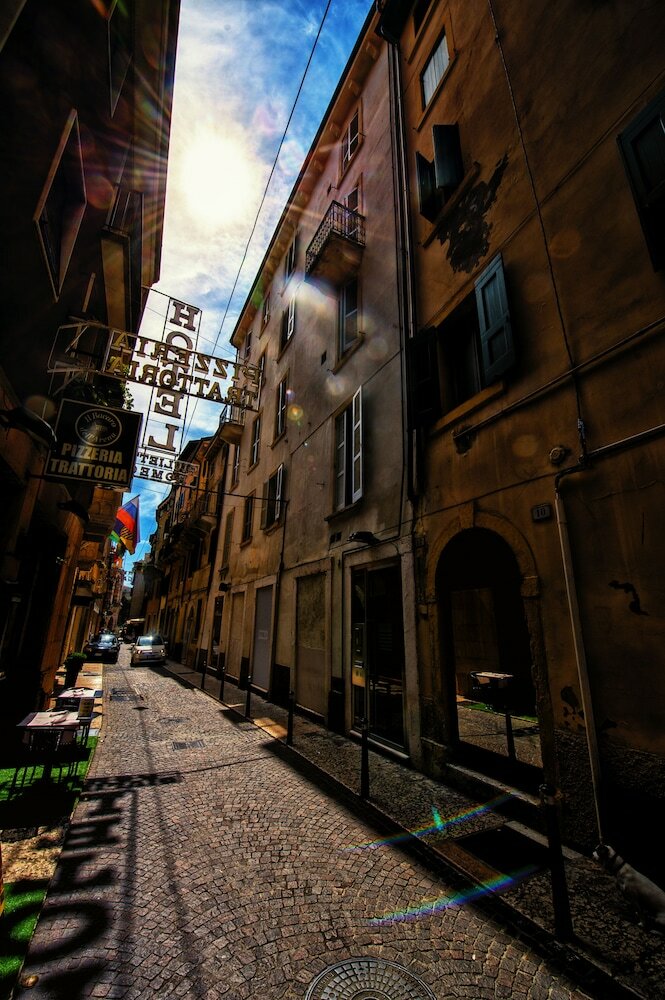 Фото Escalus Luxury Suites Verona