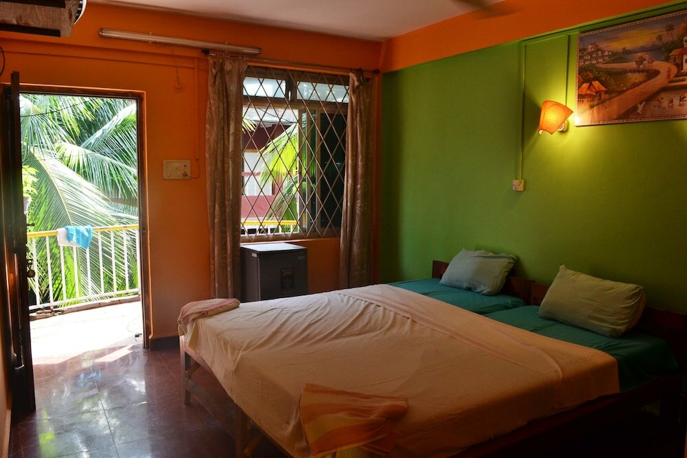 Фото J. B. L Enterprises