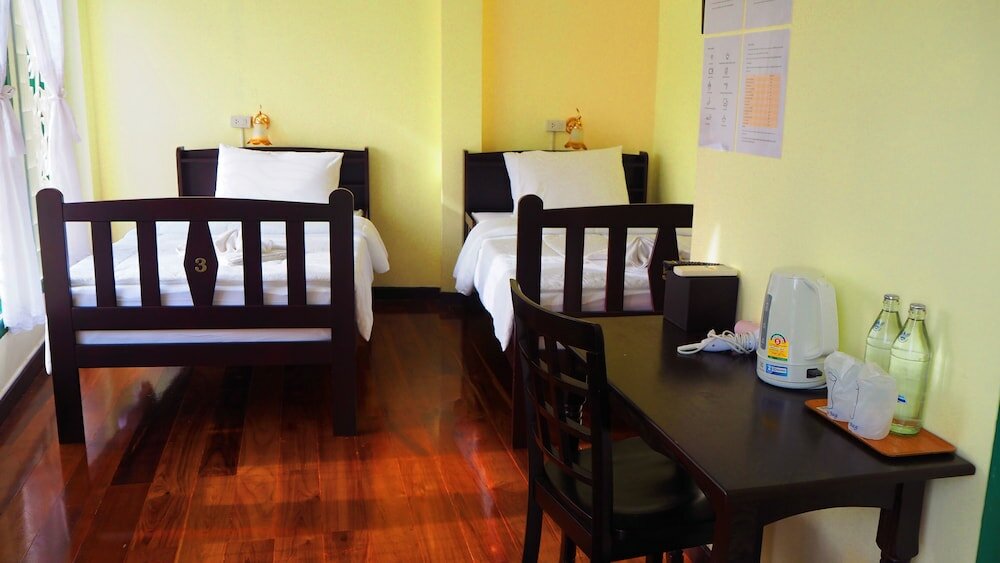 Фото Srisomboon Hostel