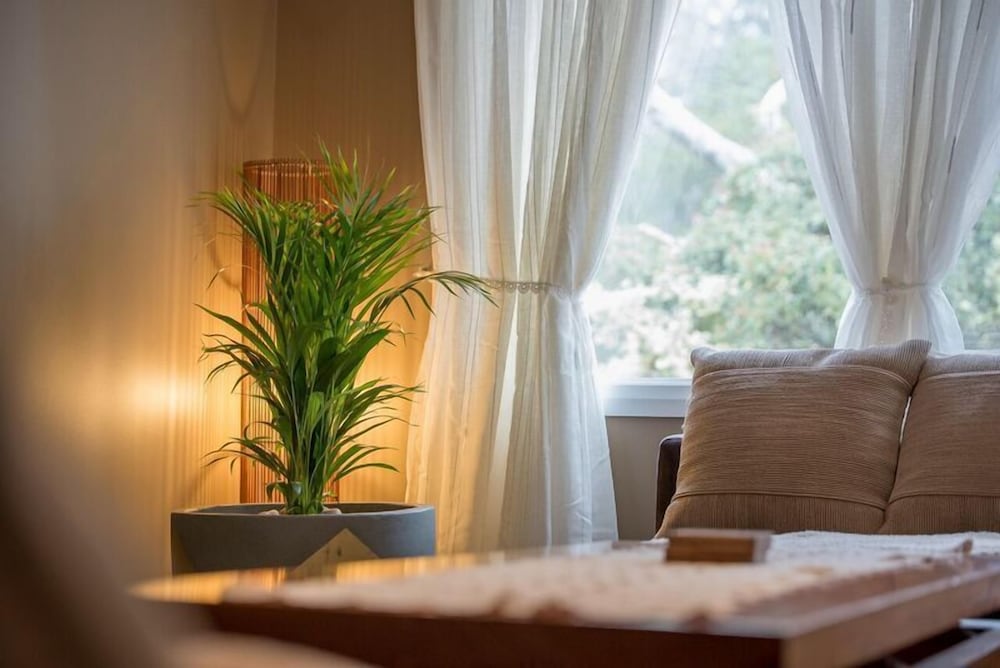 Фото Mountainside B&b