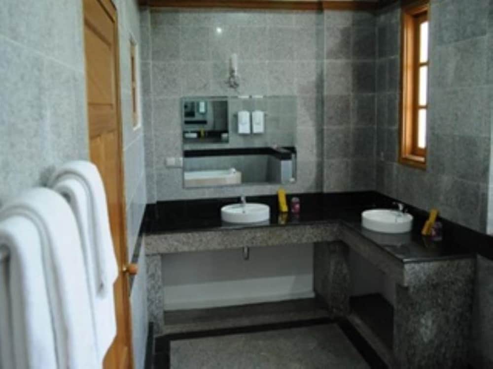 Фото Royal Reward Resort