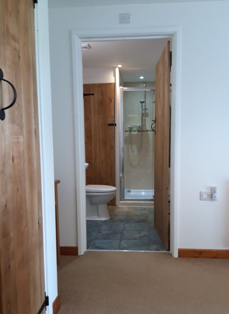 Фото Nant yr Onnen B&b and Ysgubor Holiday Cottage