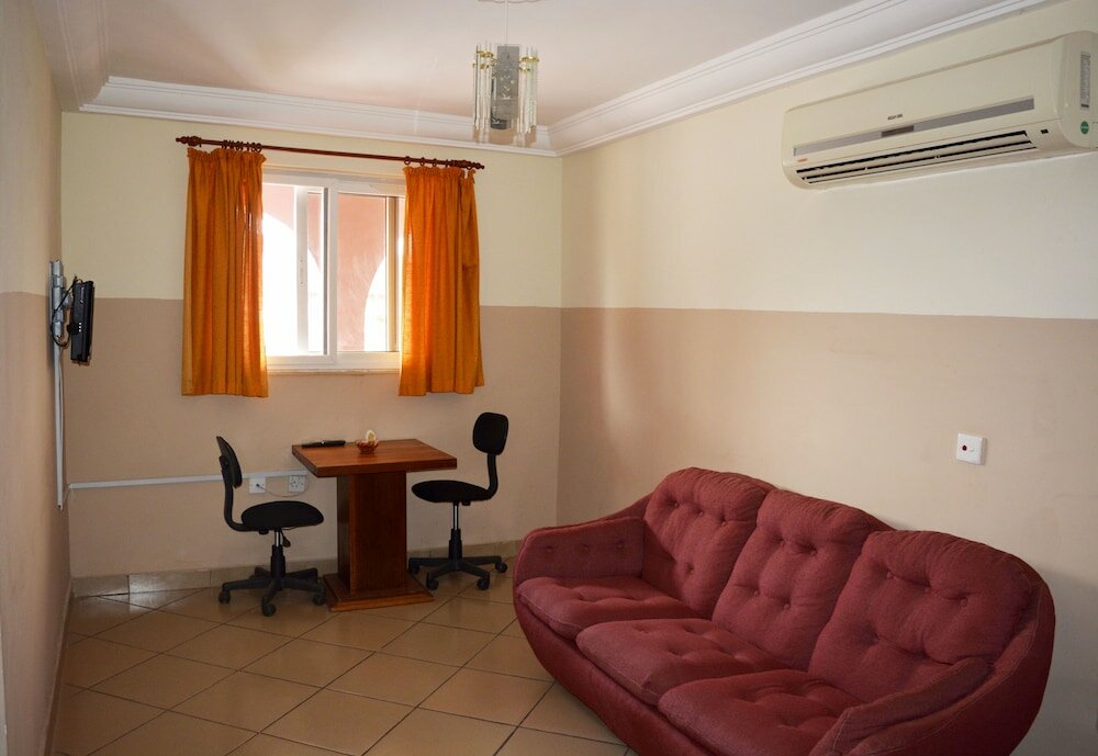 Фото Kunta Kinte