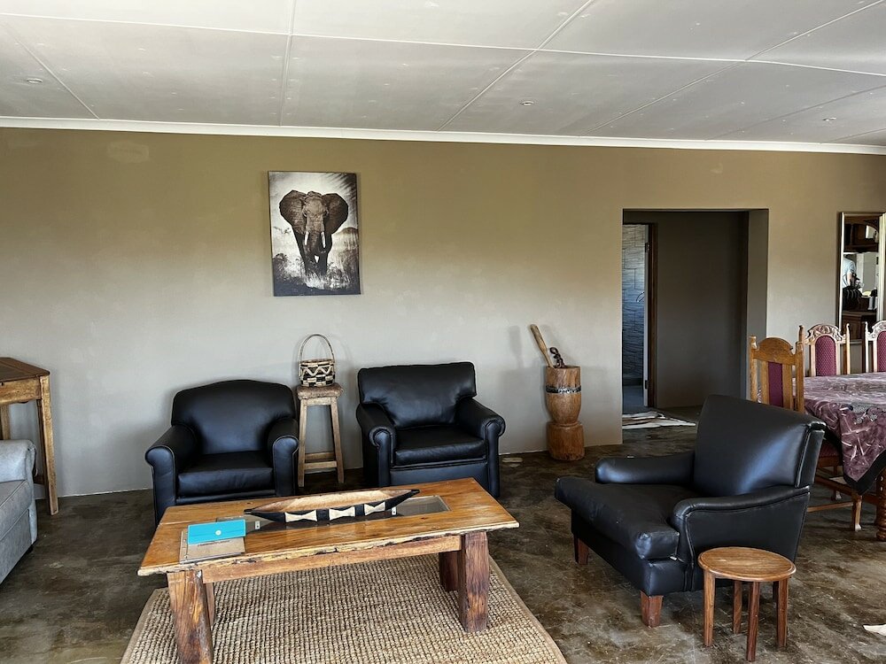 Фото Zwartberg View Mountain Lodge