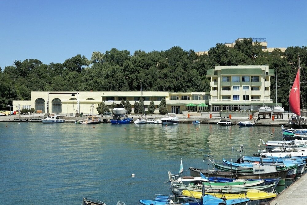 Фото Hotel Marina