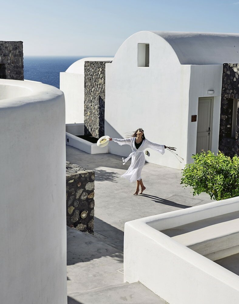 Фото Santo Pure Oia Suites & Villas
