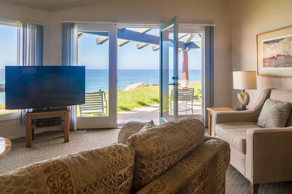 Фото Wave Crest Resort