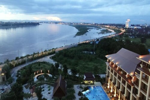 Гостиница Landmark Mekong Riverside Hotel в Вьентьяне